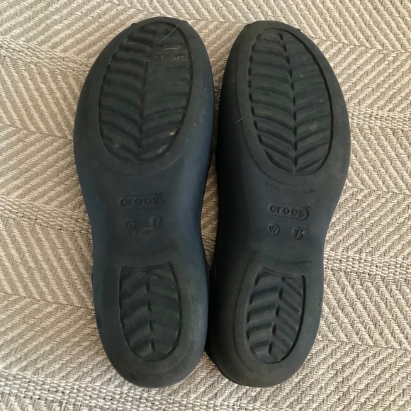 Navy Blue Crocs Flats with Straps - Picture 5 of 5